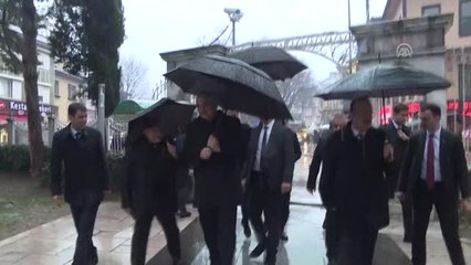 Bakan Ersoy, Osman Gazi ve Orhan Gazi Türbelerini Ziyaret Etti