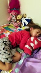 Elf on the Shelf Surprises Little Girl