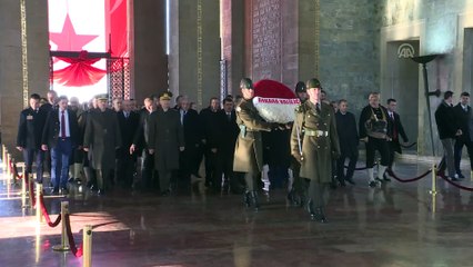 Atatürk'ün Ankara'ya gelişinin 99. yıl dönümü etkinlikleri - Vali Şahin, Anıtkabir'i ziyaret etti - ANKARA
