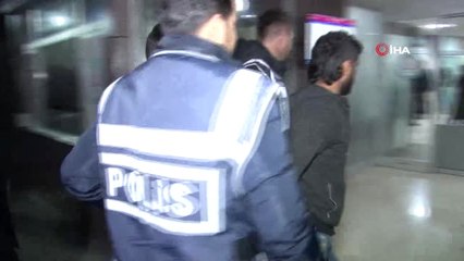 Çaldıkları Motosikleti İtelerken Suçüstü Yakalandılar