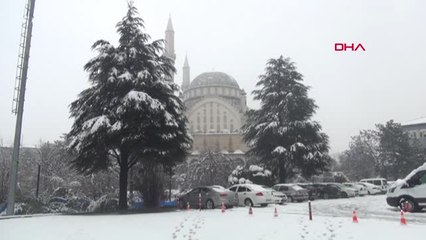Bingöl'de Kar Nedeniyle 281 Köy Yolu Kapandı