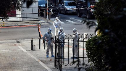 إصابة شخصين في انفجار عبوة ناسفة خارج كنيسة بوسط أثينا
