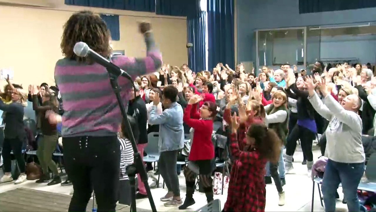 DEEDEE DANIEL ET EMILE NTAMACK #GospelWalk #LaVilleRoseChantePourHaiti