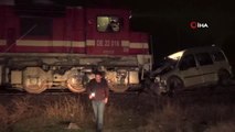 Trenle Hafif Ticari Araç Kafa Kafaya Çarpıştı: 1 Ölü 1 Ağır Yaralı