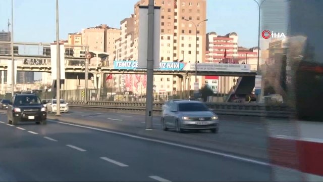 Dört mevsim İstanbul...Anadolu yakasında kar, Beylikdüzü'nde güneş