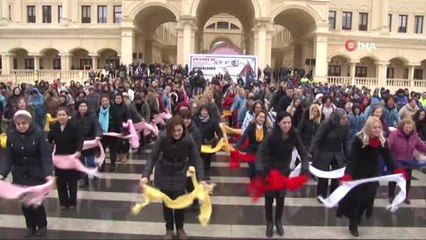 Kimsesiz Çocuklar İçin 6 Bin Atkı Ördüler