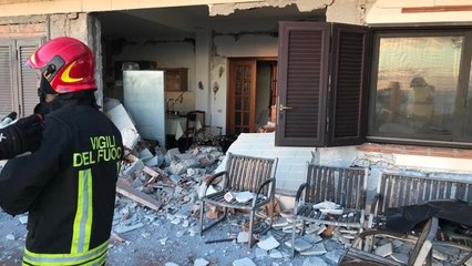 Mount Etna: Earthquake hits Sicily after eruption at Europe's most active volcano