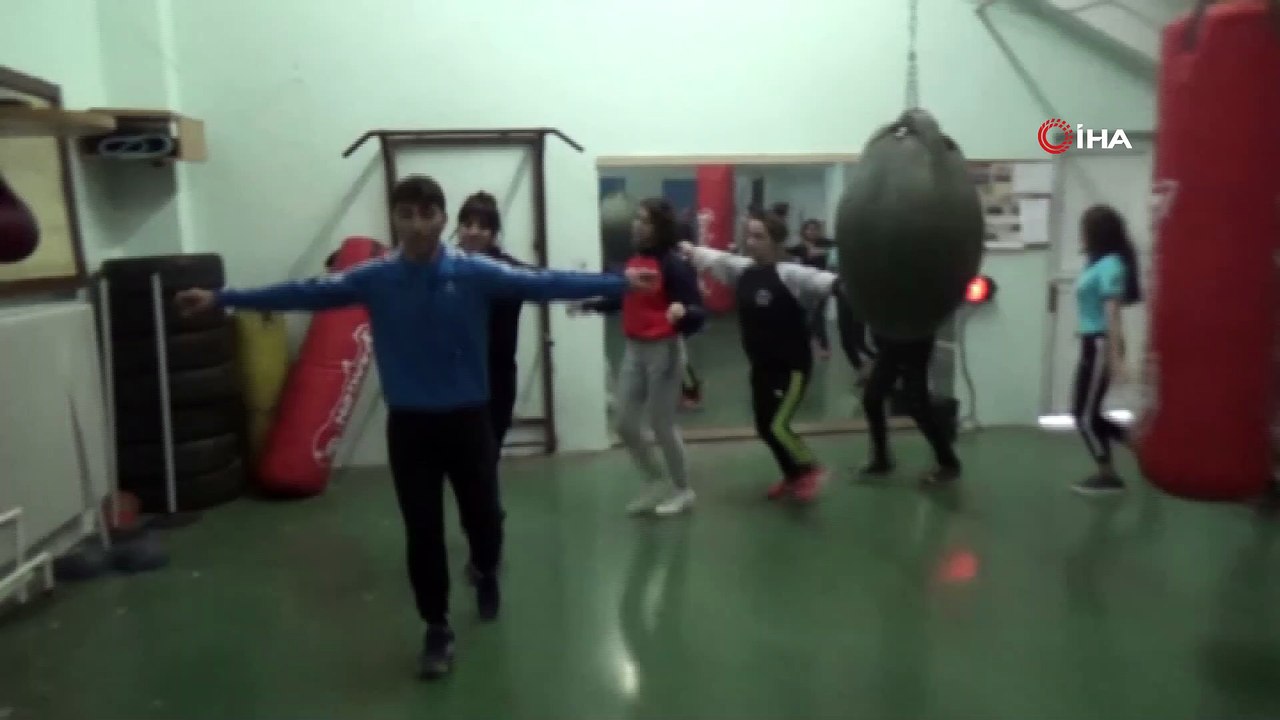 Evdeki rekabeti ringe taşıdılar
