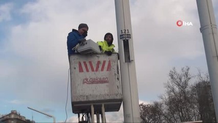 Taksim'de Bulunan 'Mobese'lere Yeni Yıl Bakımı