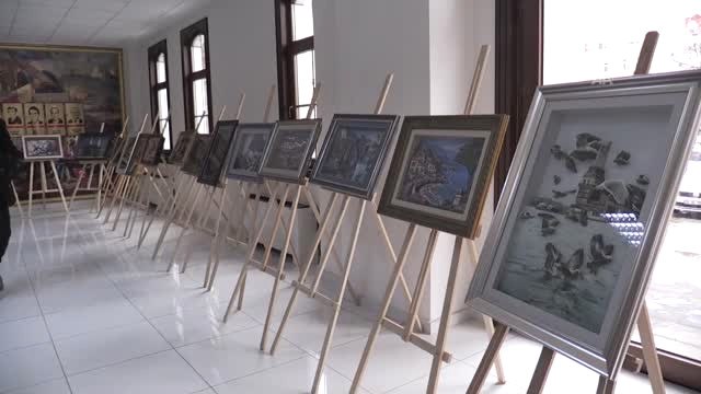 Üç Boyutlu Tablolarla Aile Bütçesine Katkı Sağlıyorlar