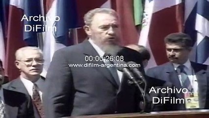 Fidel Castro arrives at the Ibero-American Summit in Viña del Mar 1996