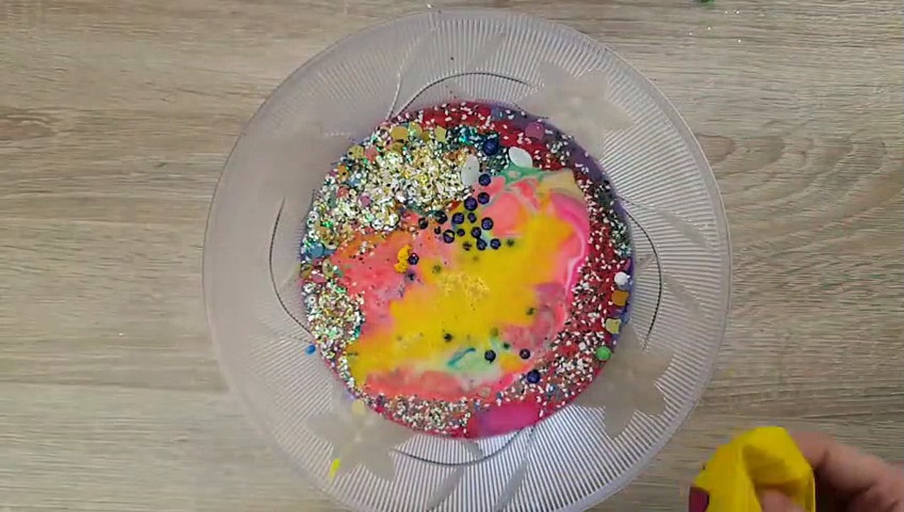Making Slime with Emoji Balloons and Bags