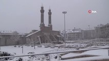 Yoğun Kar Yağışı Sivas'ı Etkisi Altına Aldı