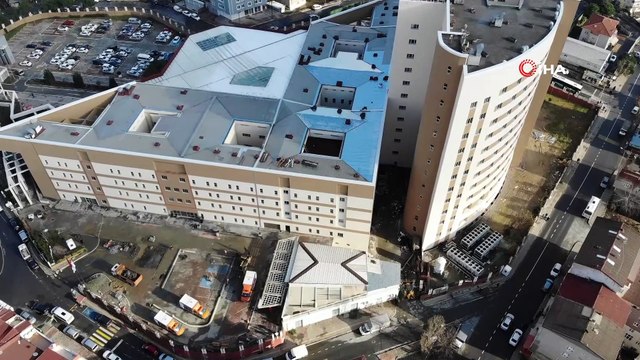 - Yangında hasar gören hastane yeniden hizmet vermeye başlıyor- Gaziosmanpaşa Taksim Eğitim ve Araştırma Hastanesi’nde 12 poliklinik hizmet vermeye başladı- İstanbul İl Sağlık Müdürü Kemal Memişoğlu: 'Önümüzdeki haftadan itibaren ...