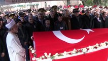 İstanbul'da askeri helikopterin düşmesi - Şehit Yılmaz son yolculuğuna uğurlandı - BALIKESİR