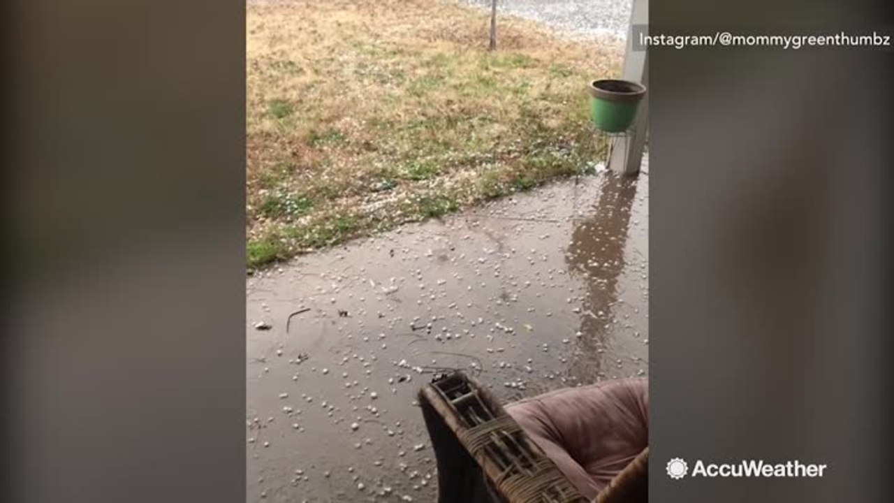 Texas towns pelted with hail