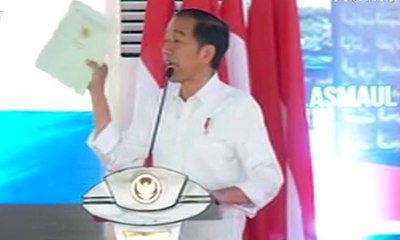 Bagikan Sertifikat, Jokowi: Kalau Dijadikan Agunan Harus Digunakan untuk Usaha Produktif