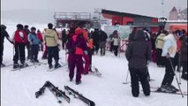 Sarıkamış Kayak Merkezi hafta sonu doldu taştı