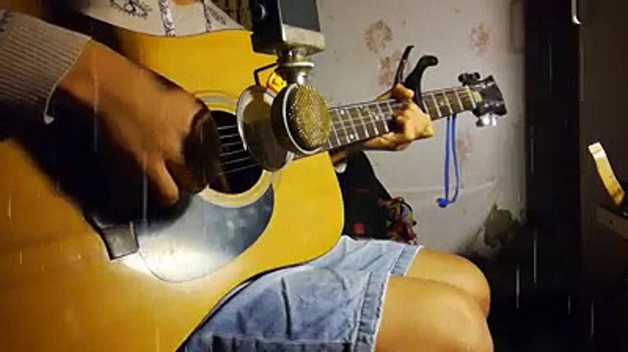 Phố Xa - Guitar Cover