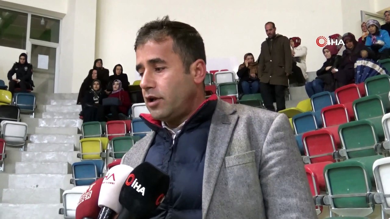Kilis’te bin 300 kişilik iş için 6 bin 300 kişi...