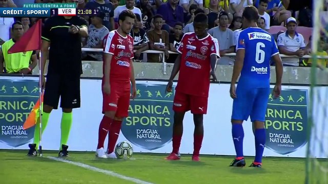 Le joli doublé de Vinicius Junior en match de gala