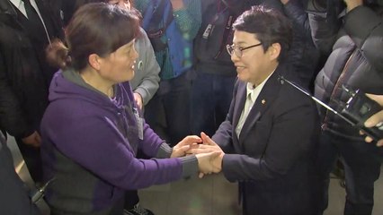 "아들에게 면목 생겨"...노동계·경영계 "국회 결정 존중" / YTN