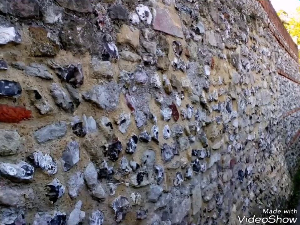 Roman walls Bishops palace gardens and Chichester Cathedral spire 3.10.17
