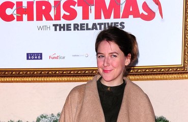The Stars of 'Surviving Christmas With the Relatives' reveal their New Years Resolutions