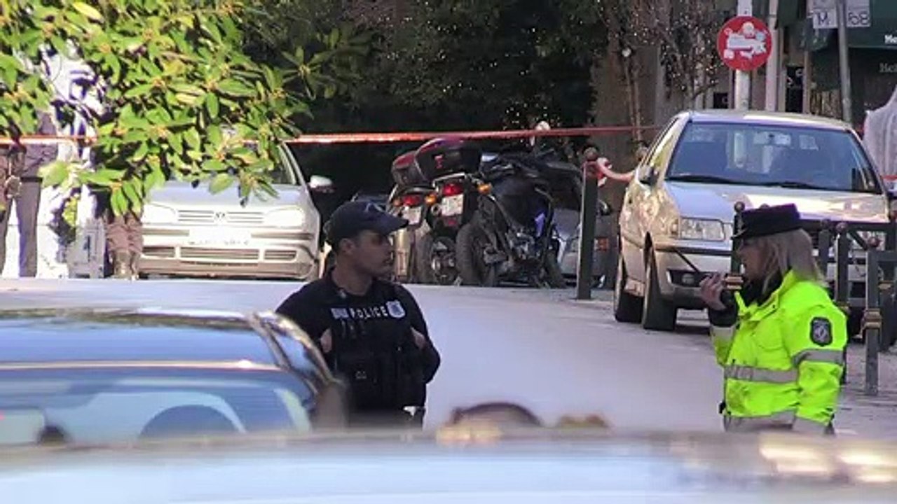 Dos heridos por explosión fuera de iglesia en Grecia
