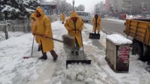 - Elazığ’da kar temizleme çalışmalarına devam ediliyor