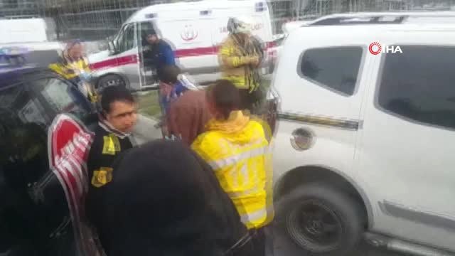 Servis Aracıyla Hafif Ticari Araç Çarpıştı: 1 Yaralı