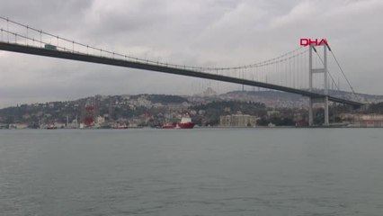 İstanbul Boğaz'dan Petrol Platformu Geçiyor 6