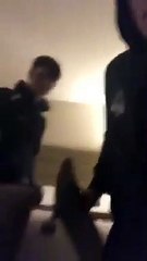 Faire du Skateboard dans l'appartement ? Mauvaise Idée...