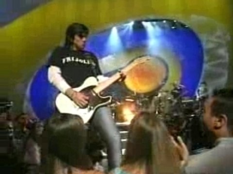 JUANES & MOLOTOV - Mala Gente