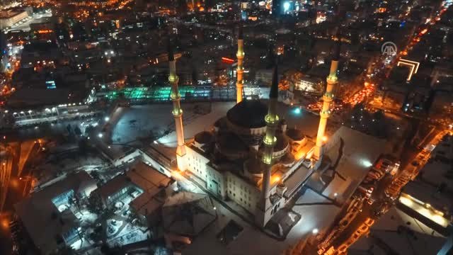 Diyanet İşleri Başkanı Erbaş, Diyanet Tv Tanıtım Programına Katıldı (1)