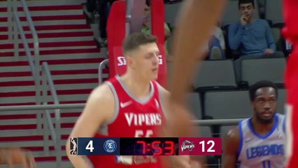 Gary Payton II sets up Gary Payton II nicely for the bucket