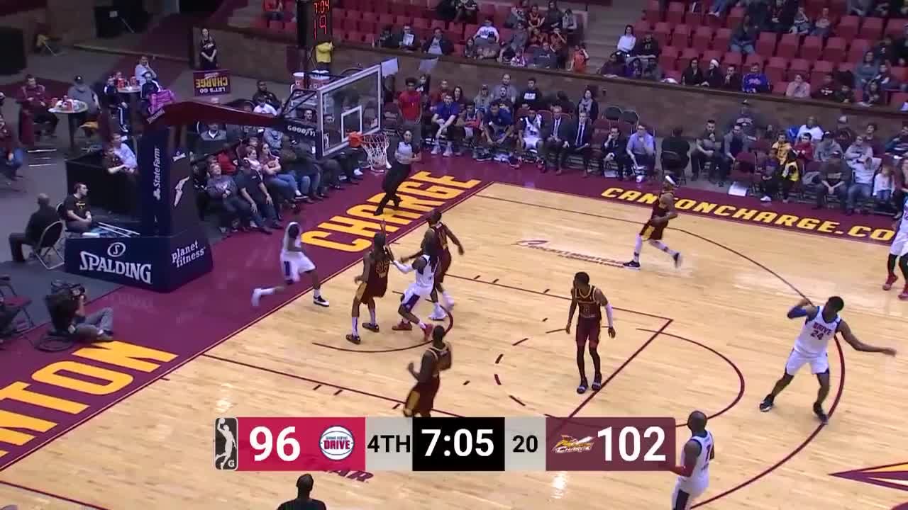 Kenneth Smith with 6 Steals vs. Canton Charge