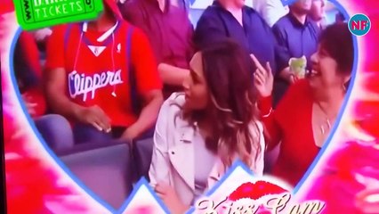Kiss Cam Compilation 2018 __ Best Of Christmas & New Year ( 720 X 1280 )