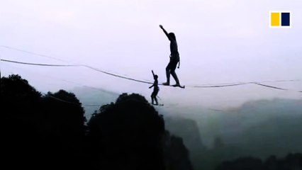 Chinese slacklining contest
