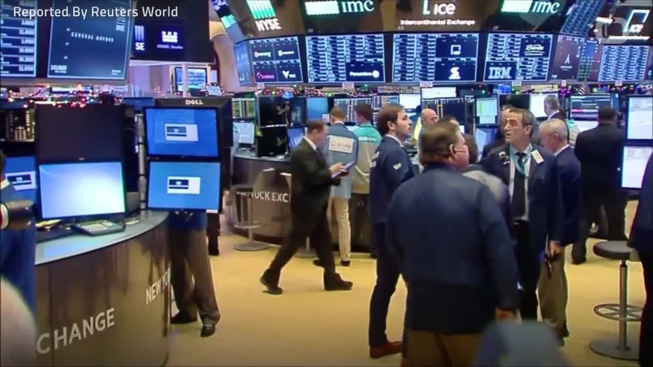 Investors Retreat From Wall Street After Record Rally