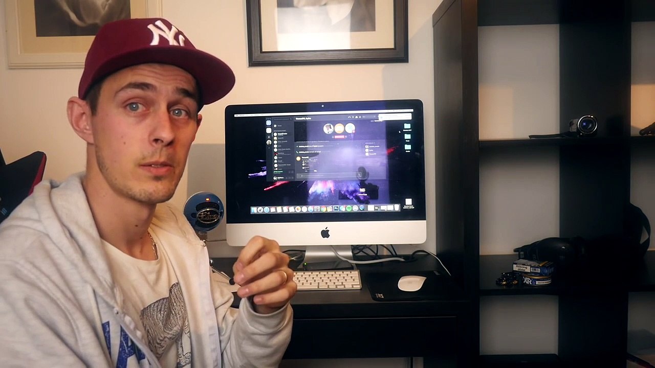 Cluee News - _BEN MITKUS EXPA0WSED LJUGER B3VIS !_ (REUPLOAD)