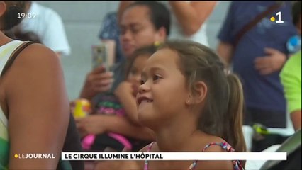 Le cirque de Moorea offre un spectacle aux enfants hospitalisés