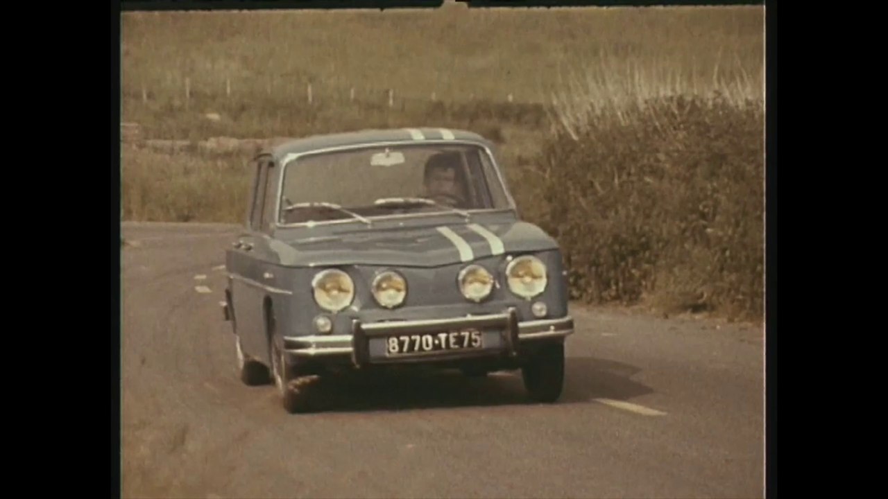 Renault R8 Gordini pilotée par Jean-François Piot