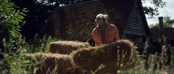 Teen Spirit - Trailer 1 VO avec Elle Fanning