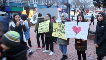 Öğrencilerden 'anneler günü' sosyal deneyi