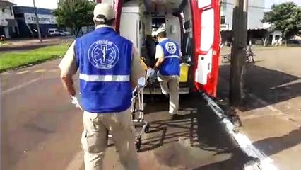 Adolescente é socorrida ao sofrer queda de bicicleta na Av. Rocha Pombo