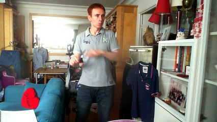 Wiwi kameloualise "help de dokter verzuipt" de Rogier Van Otterloo