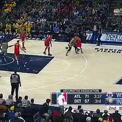 Um lance digno da Liga dos Últimos em pleno jogo de estrelas da NBA