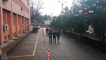 Kamu kurumlarını dolandırdıkları iddia edilen 2 kişi serbest bırakıldı