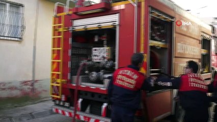 Elektrik sobasından çıkan yangın engelli kadını evsiz bıraktı